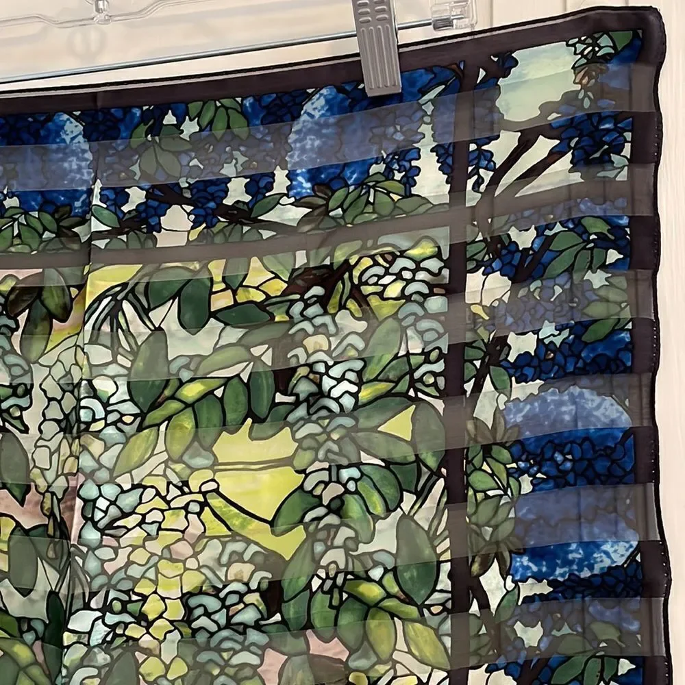 Vtg The Metropolitan Museum of Art blue & green stained glass‎ silk scarf